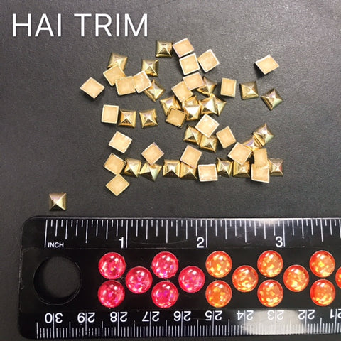 5/8 Gold Spike Plastic Rhinestone Stud Trim, PST-073 – Hai Trim